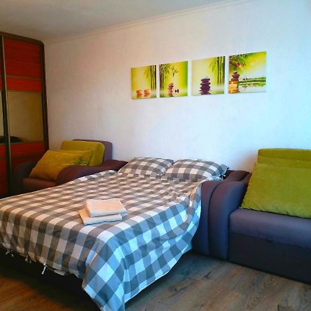 Kozzy Apartment In Kiev City Center Lu7 المظهر الخارجي الصورة
